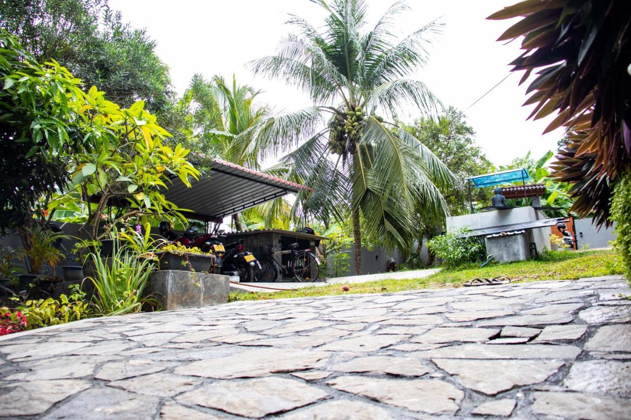 היקדואה Sri Villa Rest מראה חיצוני תמונה